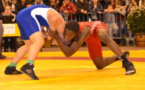 Lutte : Victoire  d’Abtal Almadina et  du Rachad Bernoussi