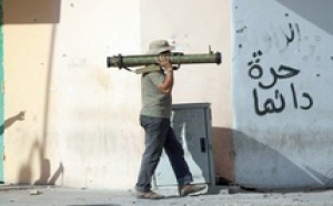 Les combats s’amplifient autour de Tripoli : Le régime propose une trêve aux insurgés