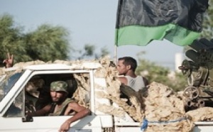 Situation en Libye : Calme relatif à Tripoli et la tête de Kadhafi mise à prix