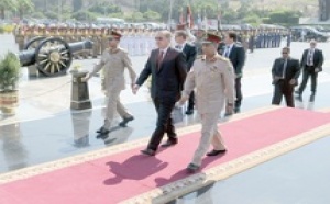 Tournée arabe du Premier ministre turc : La foule égyptienne accueille  Erdogan en héros
