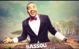 L'humoriste Bassou offre un  spectacle captivant au public r’bati