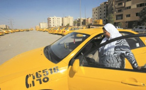 En Tchétchénie, des femmes au volant de taxis, pour transporter des femmes
