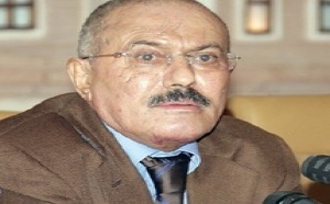 Les violences se poursuivent au Yémen : Saleh à Ryad pour signer un transfert du pouvoir Les violences se poursuivent au Yémen : Saleh à Ryad pour signer un transfert du pouvoir