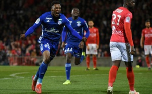 Mothiba, en mode puncheur  pour l'Afrique  du Sud