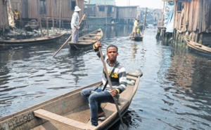 Lagos s'enfonce dans les eaux