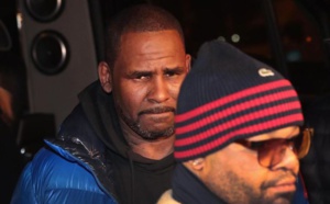 R. Kelly plaide non coupable et reste en prison