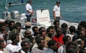 Un émigrant clandestin décède par noyade : 25 Subsahariens tentent de forcer le passage vers Sebta