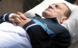 Reprise du procès de Moubarak. Haute surveillance sécuritaire et audiences à huis clos Reprise du procès de Moubarak. Haute surveillance sécuritaire et audiences à huis clos