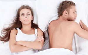Pourquoi les femmes dorment moins bien que les hommes