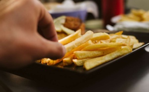 Un ado de 17 ans qui ne mangeait que des frites, du pain et des chips perd la vue