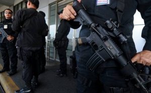 Insolite : Venue arrêter quatre suspects, la police philippine repart avec 277 Chinois