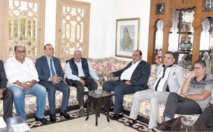 Conduite par Driss Lachguar, une délégation de l’USFP rend visite à Mohamed Elyazghi
