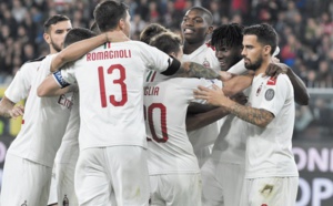 L'AC Milan n'y arrive pas et change encore tout