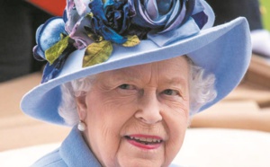 Pourquoi Kate Winslet s'est fait tacler par la Reine Elizabeth II