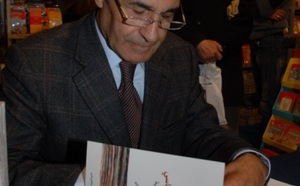Signature de la version arabe du livre «La parenthèse désenchantée» : Habib El Malki et Narjis Rerhaye au SIEL