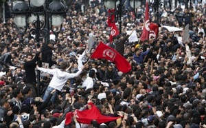 Un an après les soulèvements : Le Printemps arabe entre islamisme, démocratisation et tensions