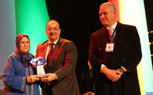 Hommage à quatre pionniers du  théâtre marocain  à l'ouverture du Festival national  du théâtre