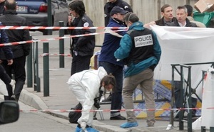 Le mystère de l’homme à scooter se poursuit : Fusillade devant une école confessionnelle à Toulouse