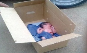 Un nourrisson abandonné au fond d’une décharge Un nourrisson abandonné au fond d’une décharge