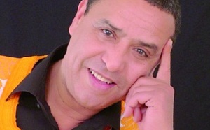 Lors d’une rencontre organisée par les amis de Dionysos  à Casablanca : Notre confrère Tayeb Houdayfa rend un hommage à l’artiste Moulay Tahar de Jil Jilala