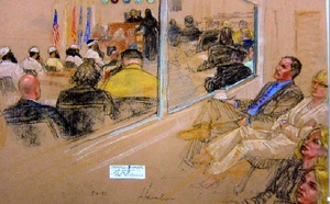 Onze ans après les attentats du 11 septembre : Cinq hommes devant la justice pour le meurtre de 2.976 personnes Onze ans après les attentats du 11 septembre : Cinq hommes devant la justice pour le meurtre de 2.976 personnes