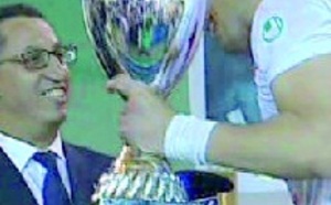 L’AS.FAR remporte la Coupe du Trône de volley-ball : Le CMC et le MCO en première division