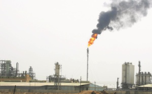 Le pétrole s'effondre en Asie après une guerre des prix lancée par Riyad
