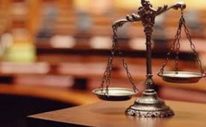 Poursuites judiciaire et administrative à l'encontre d'un médecin testé positif