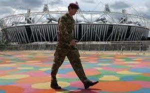 Plus de soldats, moins de cérémonie et peut-être moins de pluie