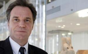 Le gouvernement français donne congé au président de l'Institut du monde arabe