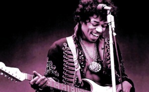 Portrait : Jimi Hendrix, The Gold Fingers