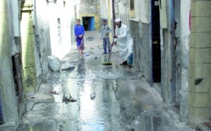 Marche de protestation à Essaouira contre la défaillance des services d’assainissement liquide : Des quartiers inondés par les eaux usées