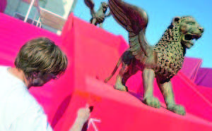 Ouverture du 69ème Festival de Venise : Crise économique et pluie de stars au menu de la Mostra Ouverture du 69ème Festival de Venise : Crise économique et pluie de stars au menu de la Mostra