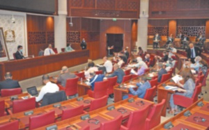 La commission des finances de la Chambre des représentants achève ses débats sur le PLFR