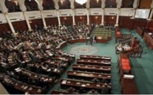 Tunisie :  Deux partis au pouvoir boycottent un dialogue sur la Constitution