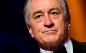 Robert De Niro et des célébrités mènent une campagne pour le port du masque