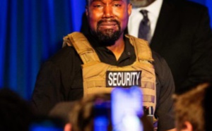 ​Kanye West fond en larmes pour son premier meeting