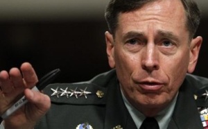 Après sa démission : L'ex-chef de la CIA David Petraeus sort de son silence