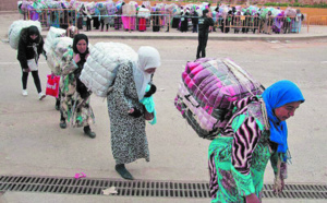 Les femmes porteuses et autres travailleurs en victimes collatérales