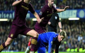 Premier League : United devance City