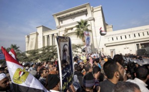 L’opposition au président Morsi ne lâche pas prise : Les juges égyptiens refusent de superviser le référendum