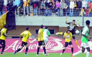 11ème journée en Botola Pro Elite 1 : Le Raja neutralisé par le MAS à Fès,  le WAC et l’ASFAR s’en retrouvent à l’affût