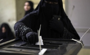 Egypte : Les islamistes revendiquent la victoire au référendum