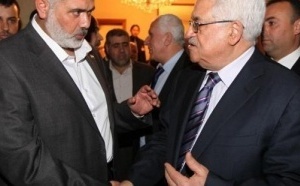 Réunion tripartite  Morsi-Abbas-Mechaal au Caire