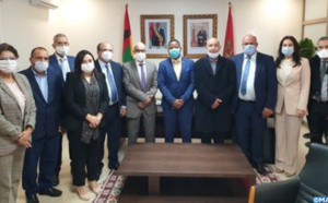 Visite à Dakhla et à El Guerguarat d' une délégation de la Commission des A.E à la Chambre des représentants