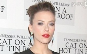 Anne Hathaway préférée  à Scarlett Johansson