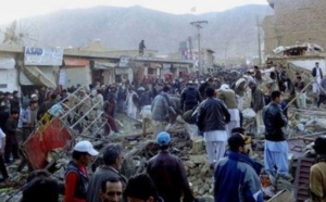 L’explosion d’un camion  piégé fait  81 morts au Pakistan L’explosion d’un camion  piégé fait  81 morts au Pakistan