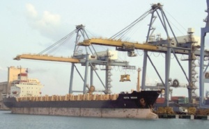 Allègement du déficit commercial en janvier Allègement du déficit commercial en janvier