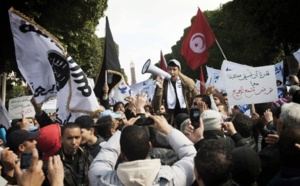 La crise politique en Tunisie loin d’être résolue La crise politique en Tunisie loin d’être résolue