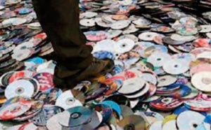 Le CCM détruit une grande quantité de CD et de DVD piratés